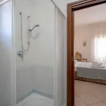 Alojamento de Acomodação e Pequeno-almoço Lucia Bari