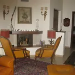 Lucia 3* Bari