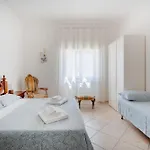 Lucia 3* Bari