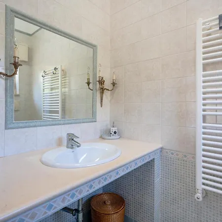 Lucia Nocleg ze śniadaniem