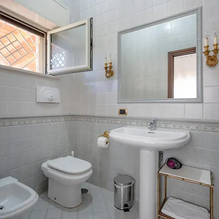 Nocleg ze śniadaniem Lucia 3*