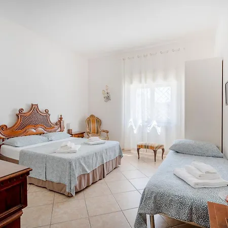 Lucia Bed and breakfast 3*