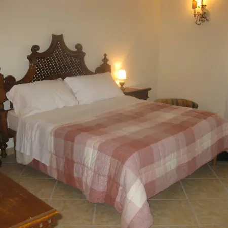 Lucia Bed and Breakfast 3*