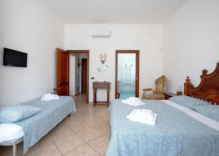 Lucia Bed & Breakfast