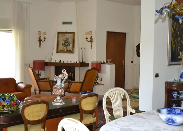 Lucia Bed & Breakfast